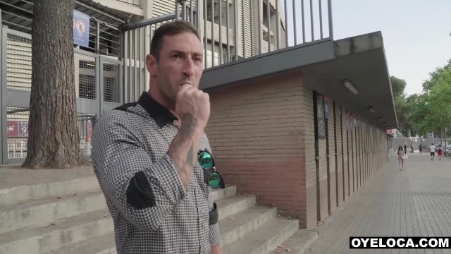 Качок кончает в пилотку подруги, когда она скачет на его стволе - #1